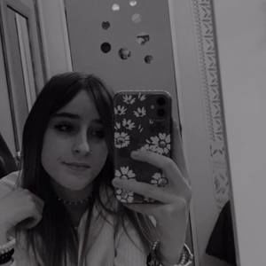 Meet your Posher, Kayla